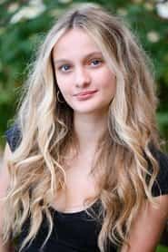 Amelie McLain