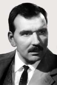Бернхард Викки